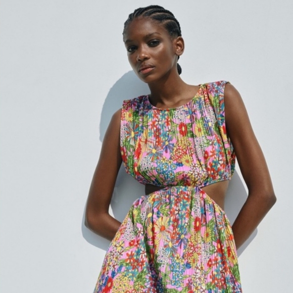 Zara Pleated Cut-Out Dress - Picture 1 of 4
